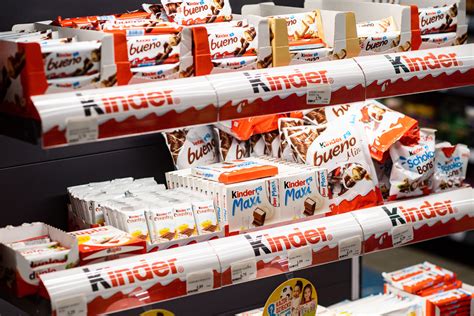 ferrero kinder recall 2022.